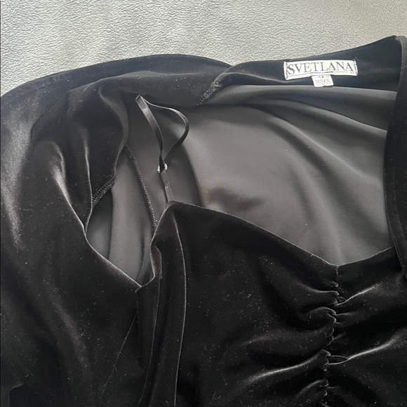 Vintage party top in velvet with buckle - Picture 3 of 5